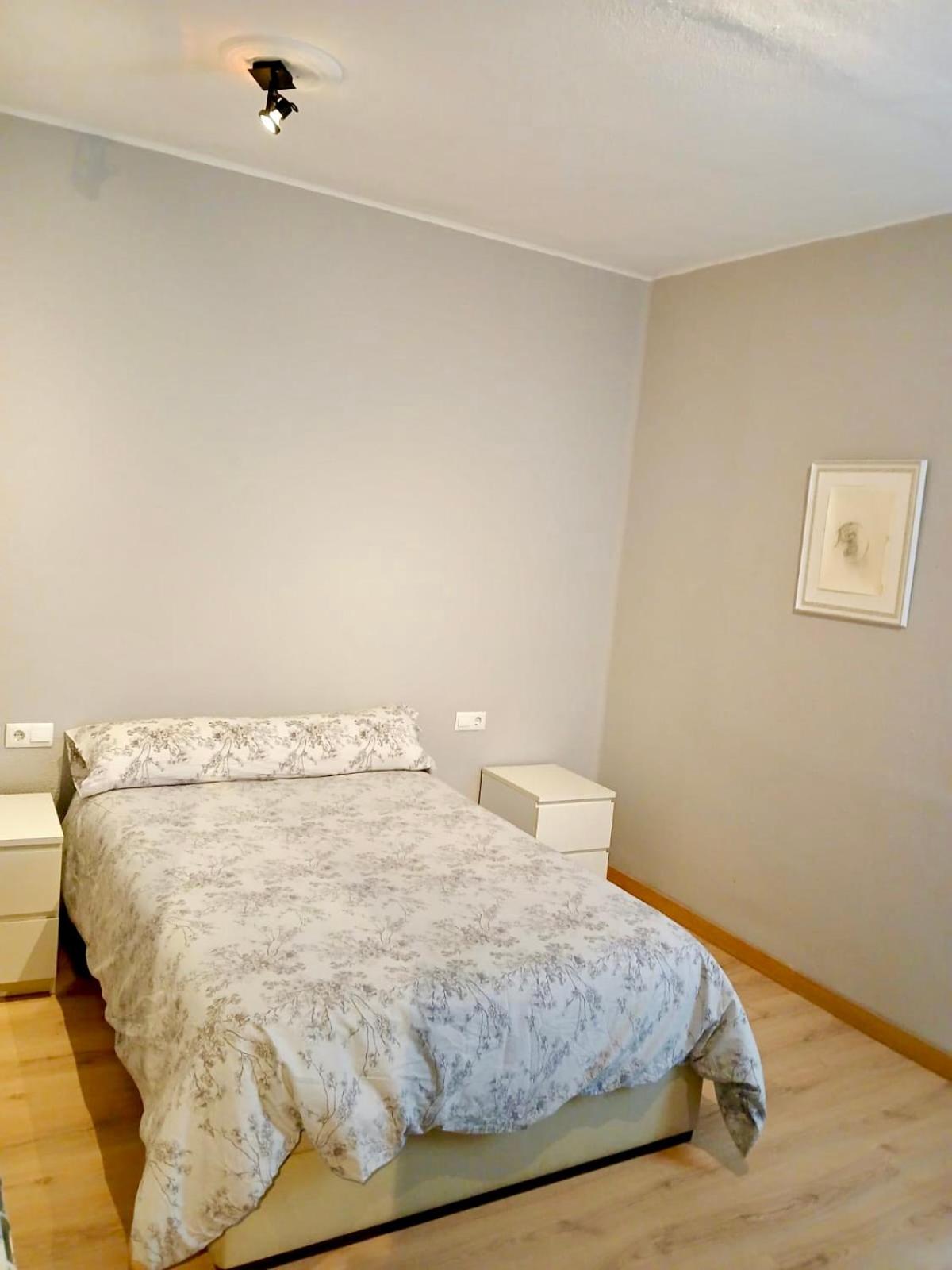 Segundo Antolin Yellow Door Apartment